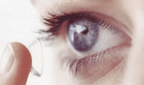 Imagem da notícia: Lentes de contacto inovadoras tratam glaucoma