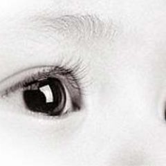 Imagem da notícia: Teste define cor dos olhos do bebé