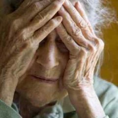 Imagem da notícia: Teste aos olhos deteta primeiros sinais de Alzheimer