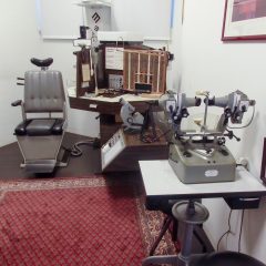 Imagem da notícia: Vendo equipamento de consultório de oftalmologia