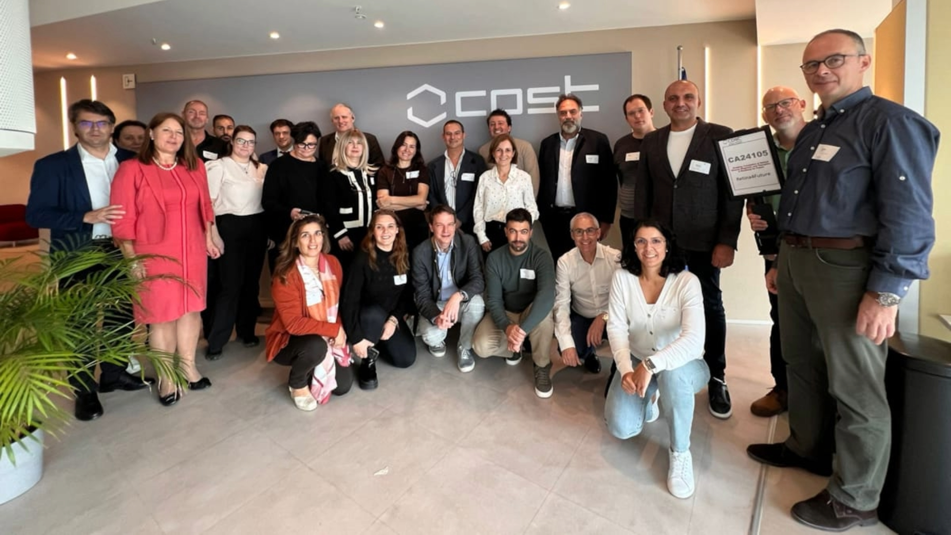 Imagem da notícia: NMS lidera rede internacional de combate a doenças da retina