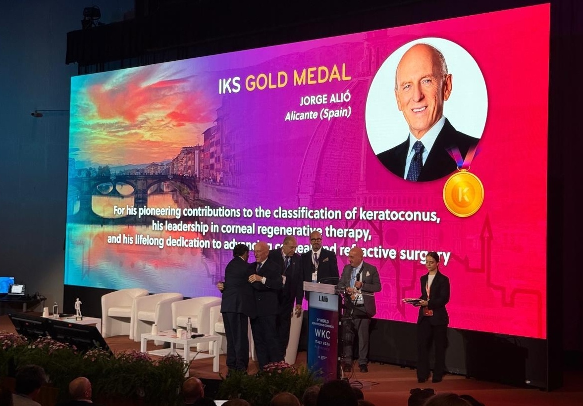 Imagem da notícia: Jorge Alió distinguido com Medalha de Ouro